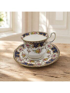 Queen’s Kenilworth Teacup Saucer Bone China England Vintage